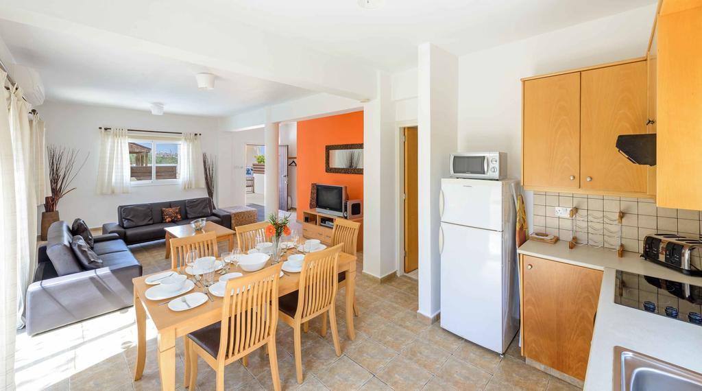 Villa Meredith Paralimni Ruang foto