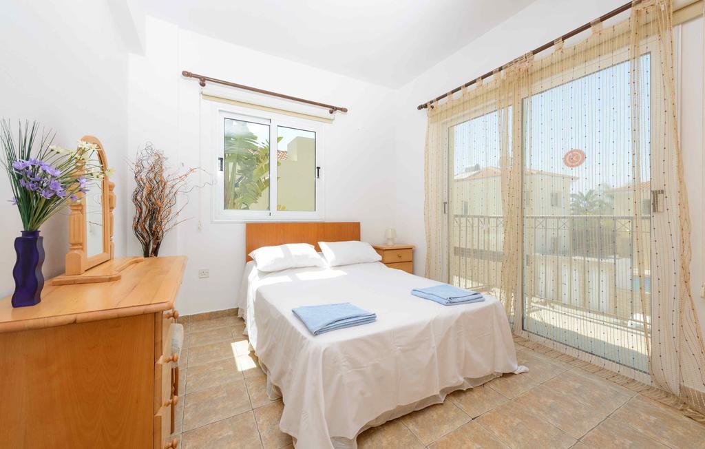 Villa Meredith Paralimni Ruang foto